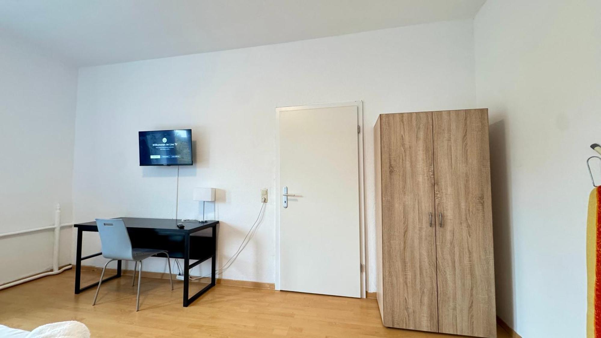 Apartments Im Herzen Von Neumuenster Innenstadt & Hbf Fusslaeufig, Mit Privatparkplatz Екстер'єр фото